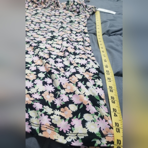 Floral Mini Dress - Picture 4 of 4